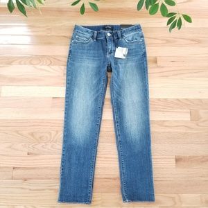 NWT | WHBM | Slim Crop Jeans w/Raw Hem